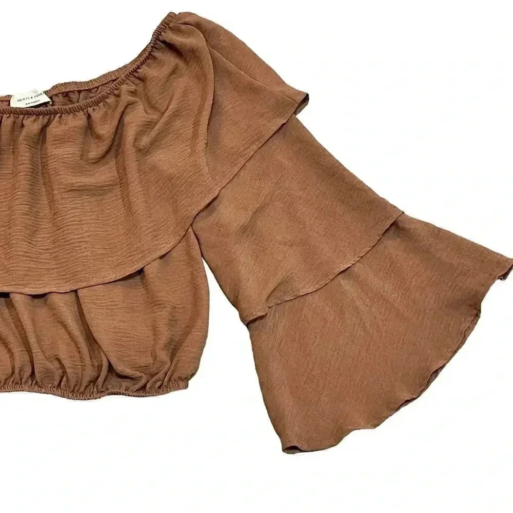 Saints & Hearts Brown Off Shoulder Layered Bell Sleeve Crop Top Medium - Picture 6 of 6